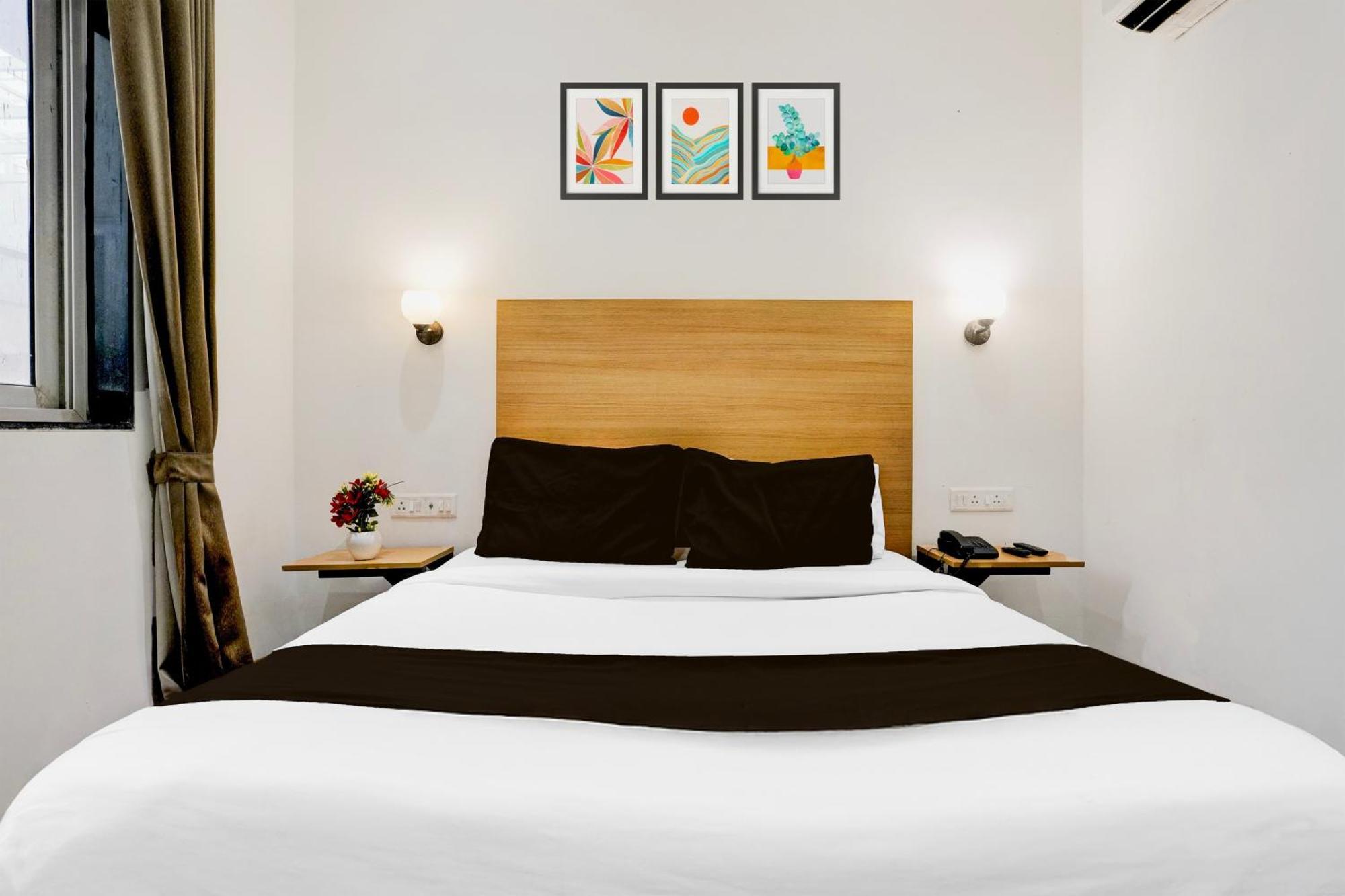 Super Townhouse Pbg Mall Vashi Turambhe Kültér fotó